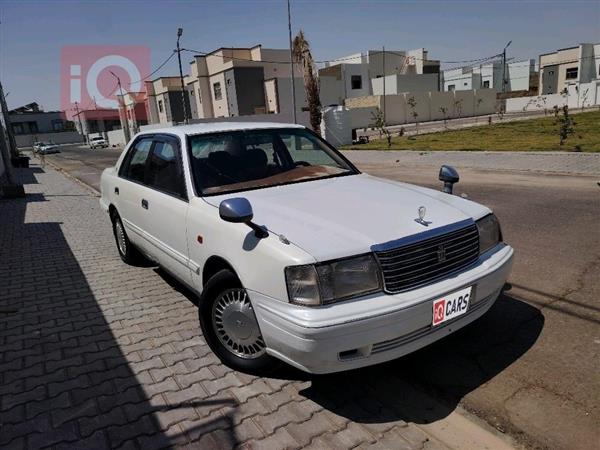 تويوتا كراون 2000 للبيع في العراق - النجف